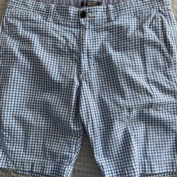 Banana Republic Other - Banana Republic Aiden shorts size 34